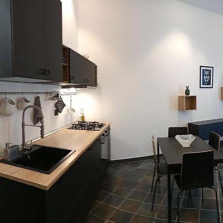 Locazione Breve In Pieno Centro "Blue House" Leilighet Palermo Eksteriør bilde