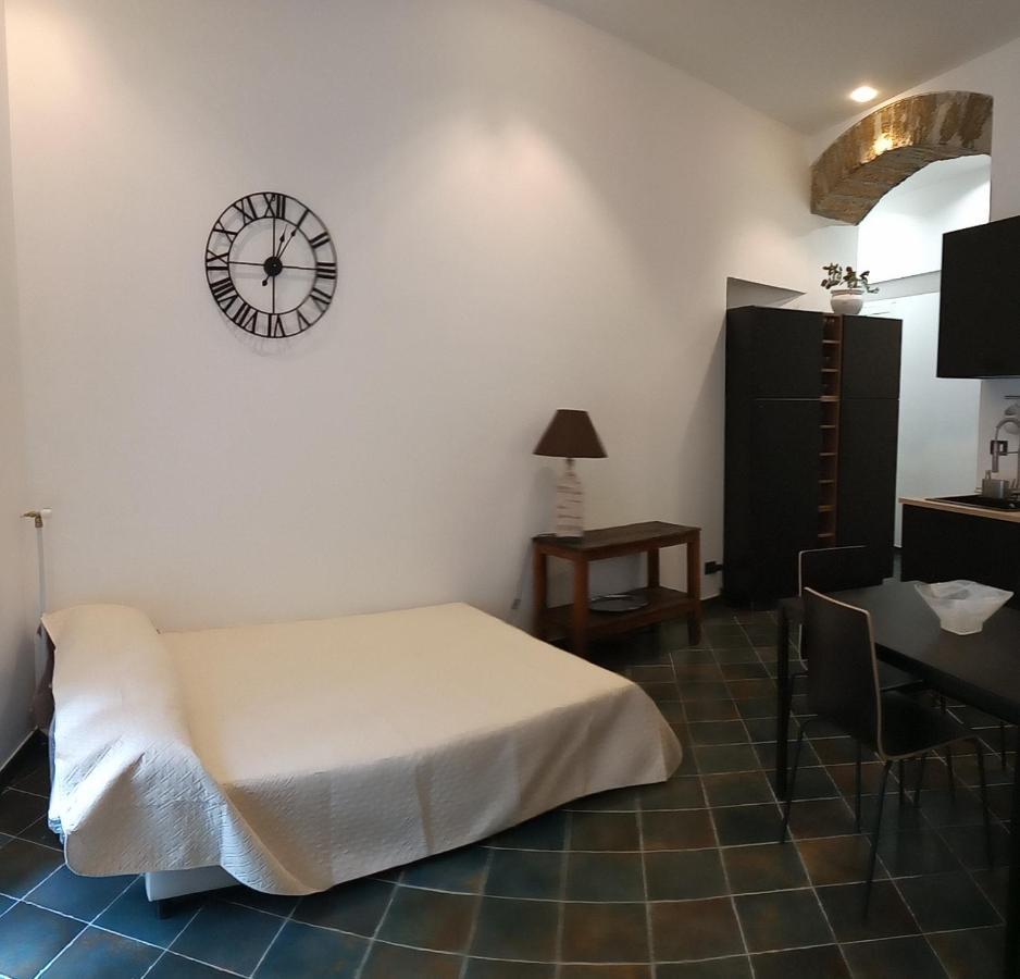 Locazione Breve In Pieno Centro "Blue House" Leilighet Palermo Eksteriør bilde