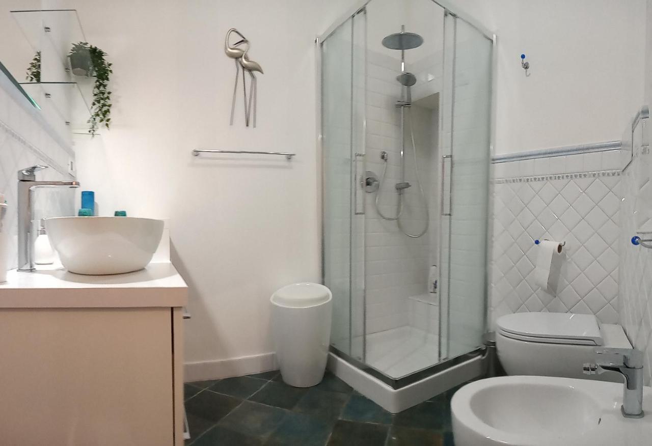 Locazione Breve In Pieno Centro "Blue House" Leilighet Palermo Eksteriør bilde