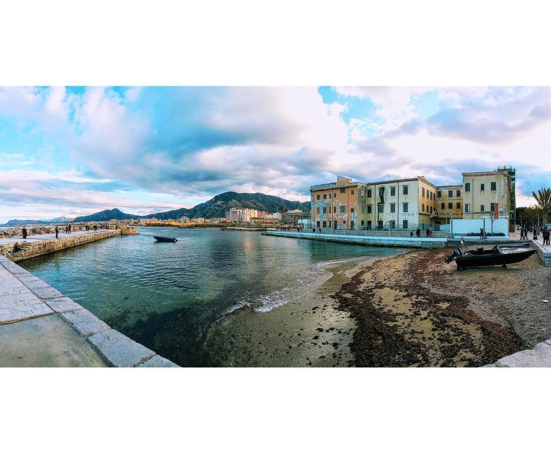 Locazione Breve In Pieno Centro "Blue House" Leilighet Palermo Eksteriør bilde