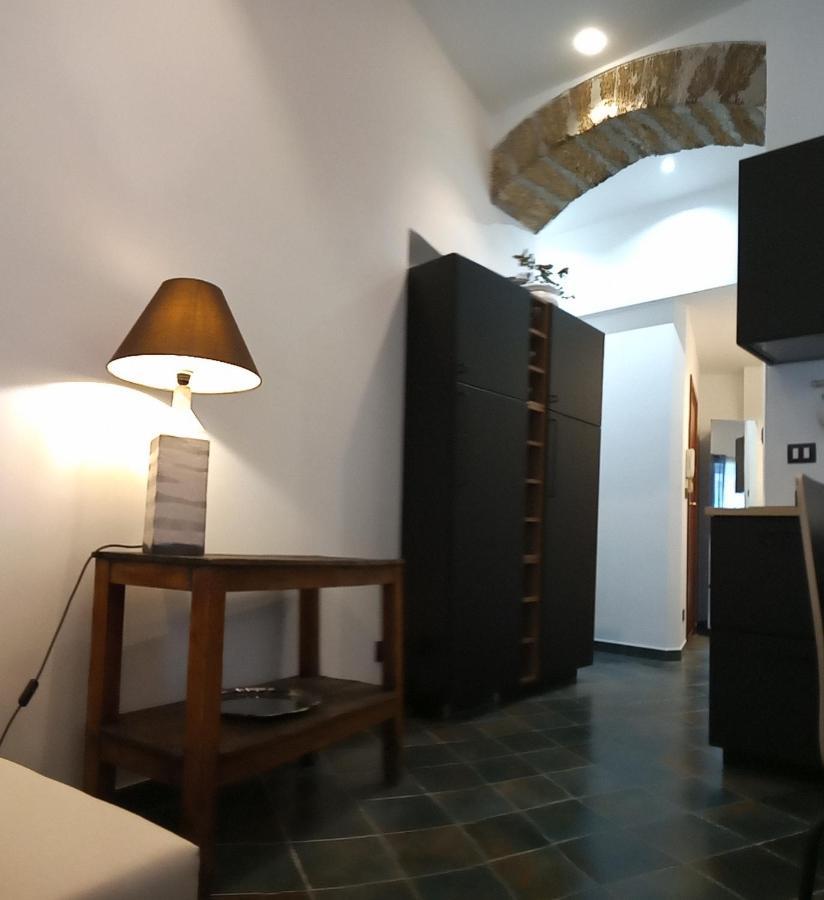 Locazione Breve In Pieno Centro "Blue House" Leilighet Palermo Eksteriør bilde