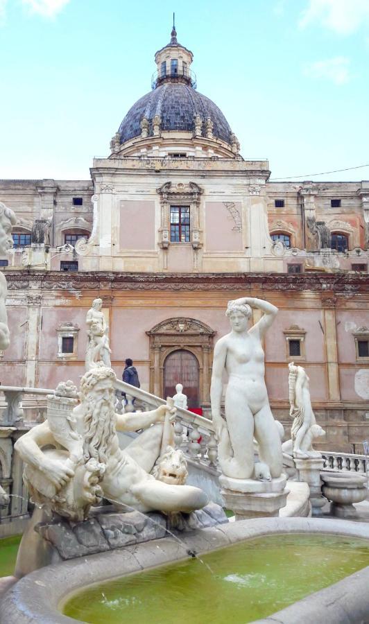 Locazione Breve In Pieno Centro "Blue House" Leilighet Palermo Eksteriør bilde